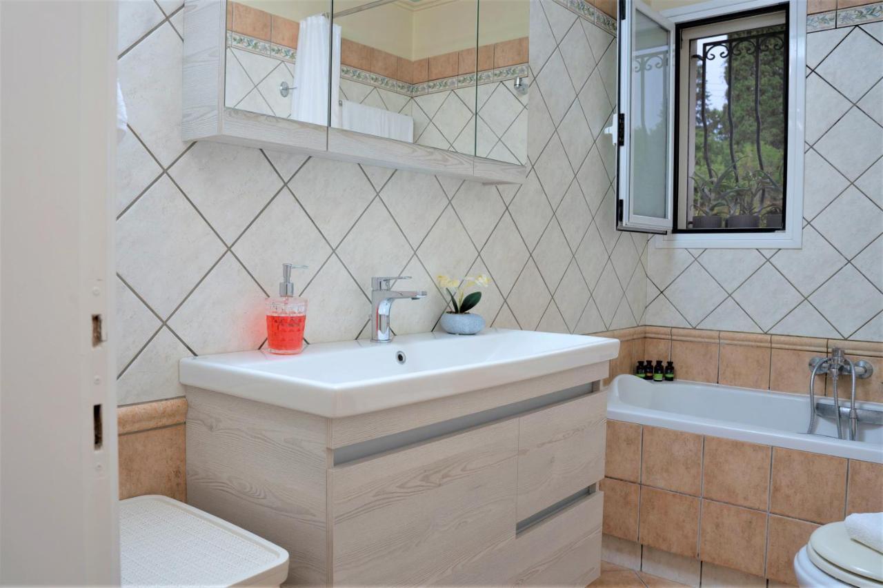 La Bella Vita - Luxury Holiday House Close To Corfu Town Potamos  Экстерьер фото